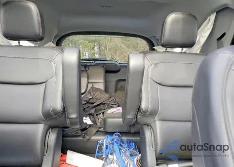 2021 Ford Explorer Xlt from USA, damaged, VIN 1FMSK8DH4MGC12863